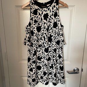 Loft Floral Black & Cream Layered Open Back / Size 8 / Brand New